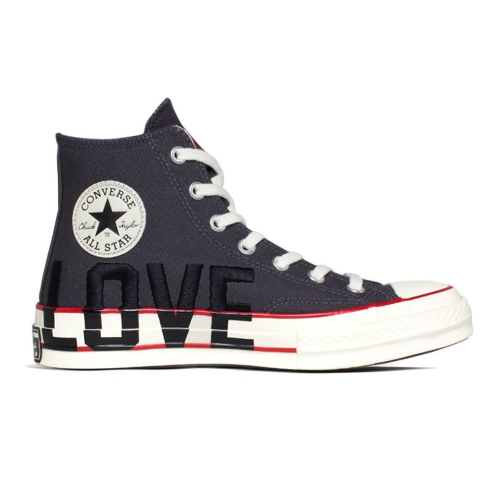 Converse All Star LOVE Chuck Taylors